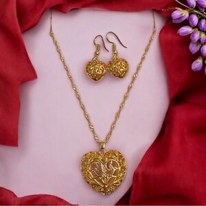 Elegant Gold Heart Necklace and Earring Set